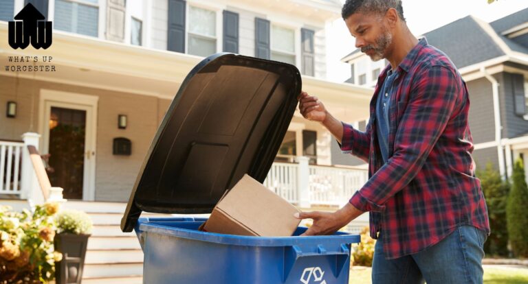 Black White Modern Museum Presentation-2